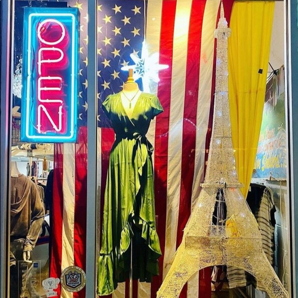 Meet your Posher, Suzi